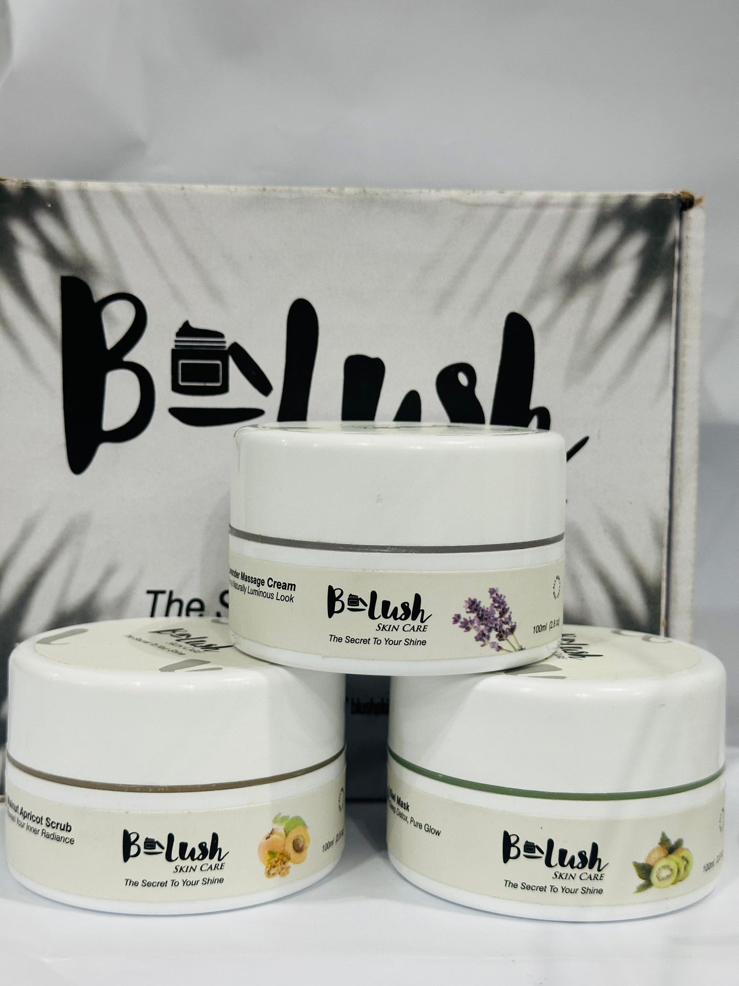 Blush Skincare Facial Scrub Urgent Whitening